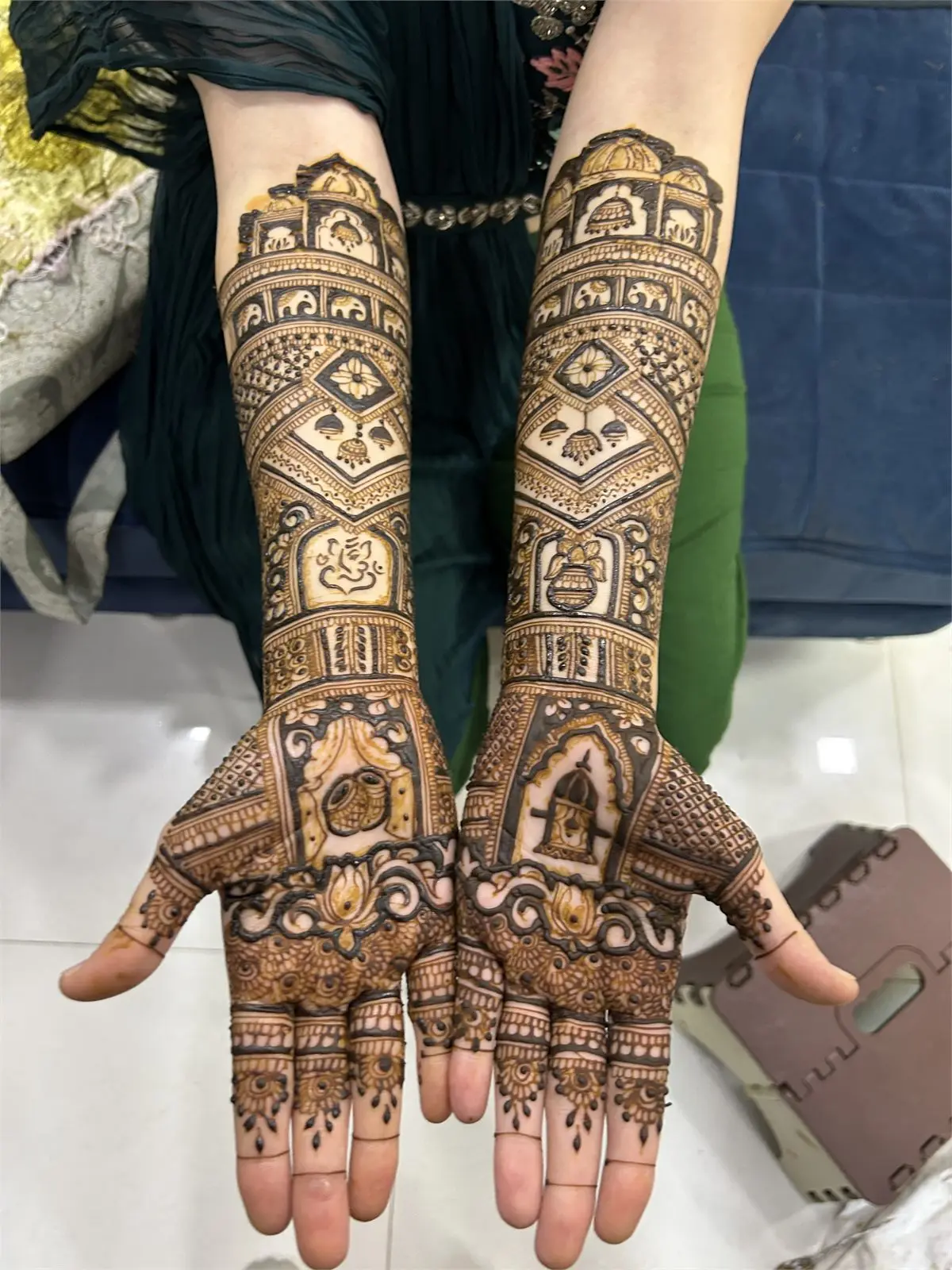 Bridal mehndi design by Shiva Mehndi Art